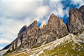 Trekking nel Parco Naturale Puez-Odle. Dall'Alpe Col Raiser (2100 m) alla Val di Funes. 